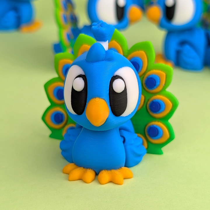 Flexi Peacock – Adorable Articulated Collectible | Wigglix