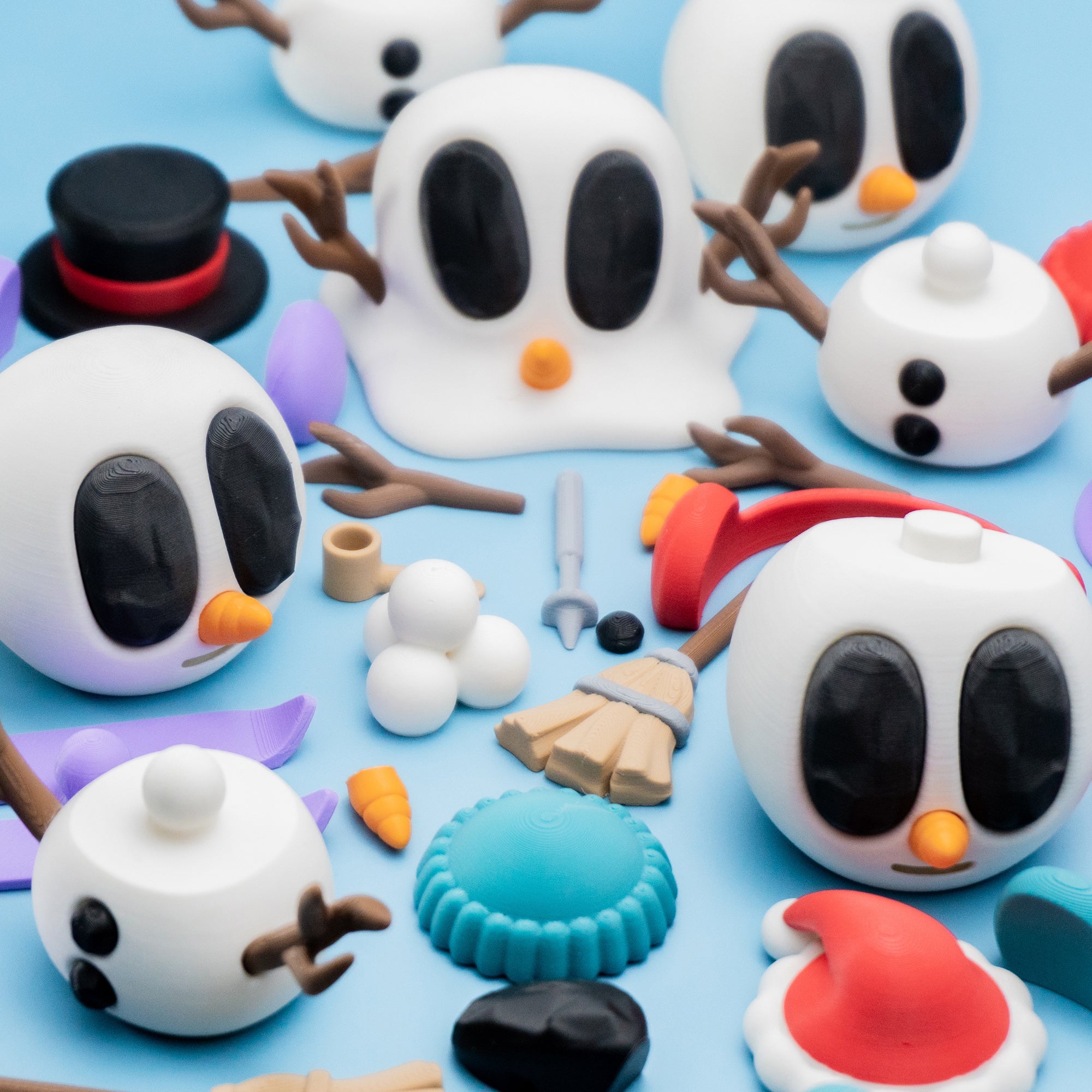 Blob Snowmen – Winter Collectible (Set Of 5)
