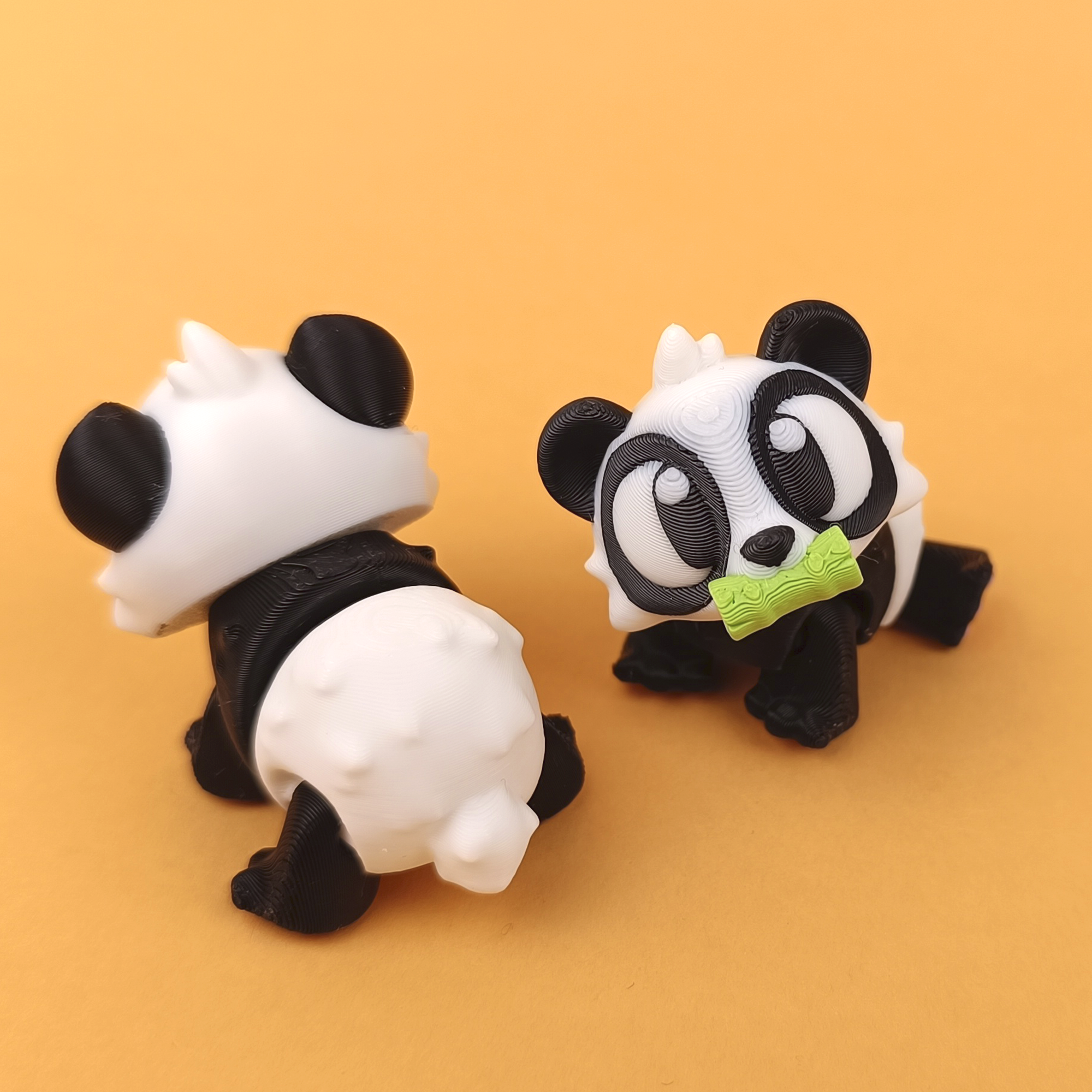 Flexi Panda Squad – Adorable Articulated Panda Collectible – view 4 | Wigglix