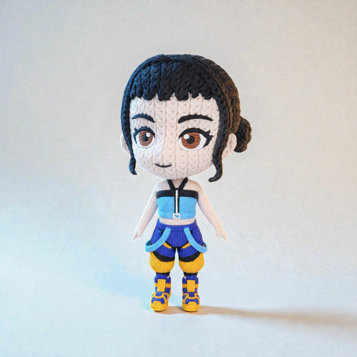 Zoey – Crochet Style Character Collectible (K-Pop Demon Hunters) – view 4 | Wigglix