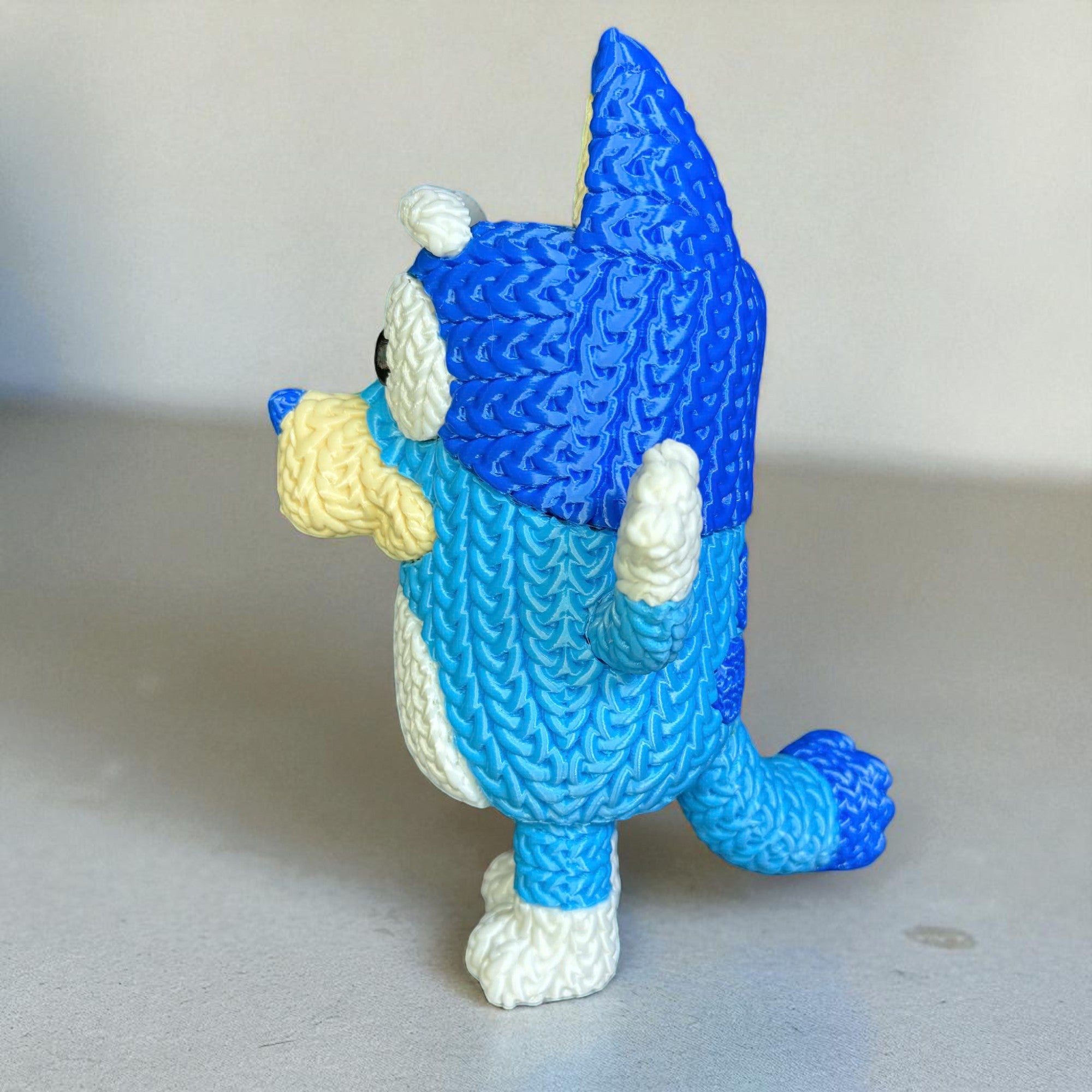 Bluey – Crochet-Style Collectible (Knitted Look, Fully Assembled)