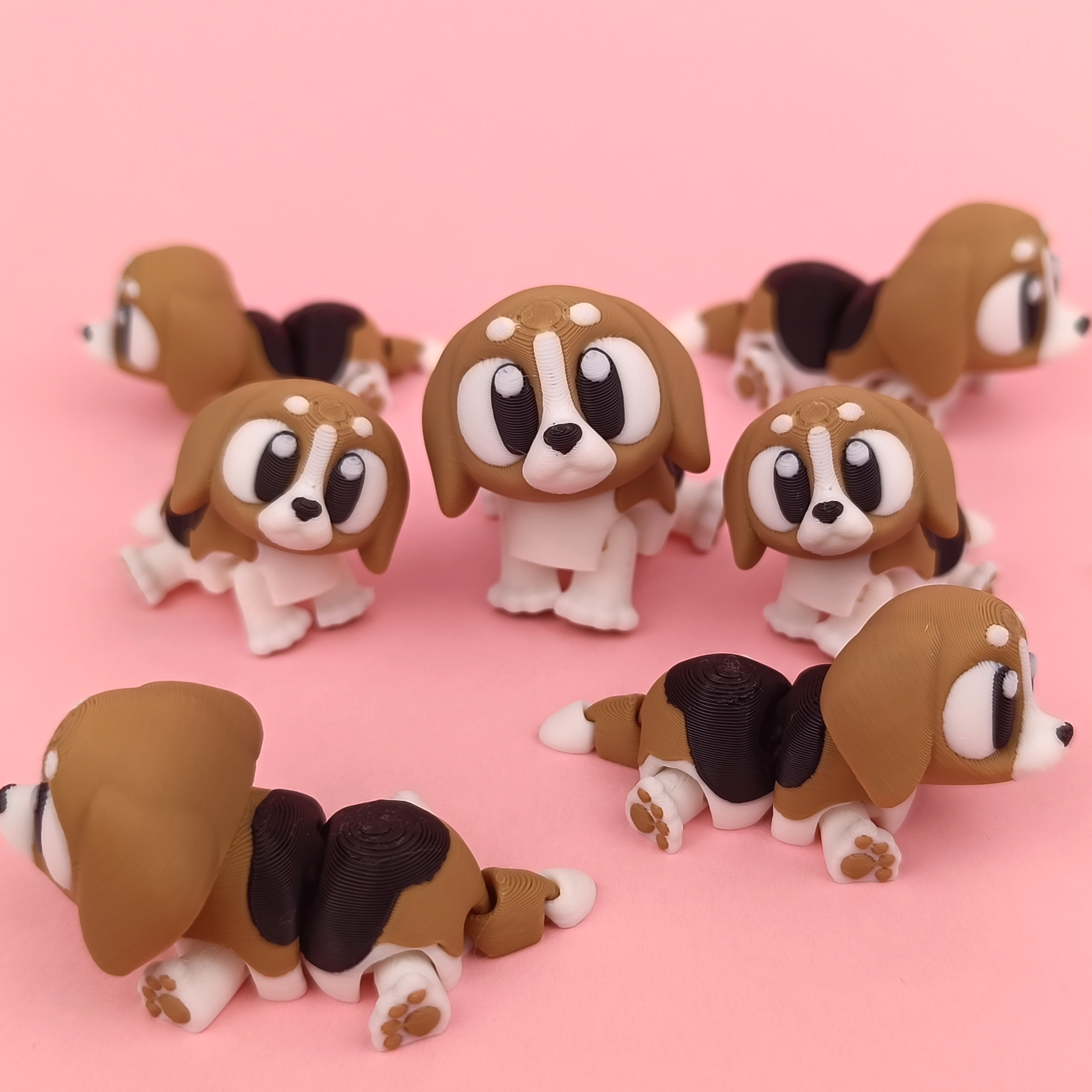 Flexi Beagle Pup Set – Wiggly, Loyal Desk Companions (Set of 5)