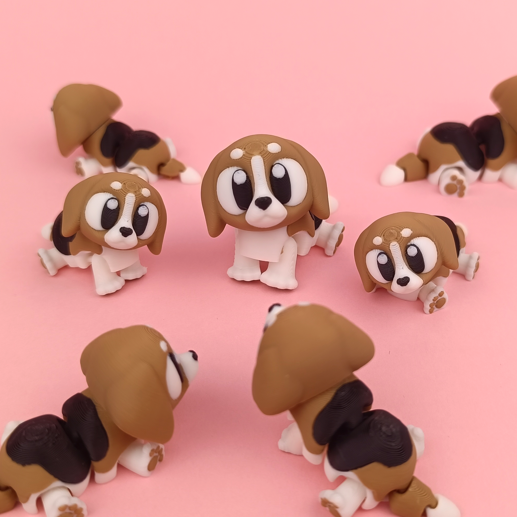Flexi Beagle Pup Set – Wiggly, Loyal Desk Companions (Set of 5)