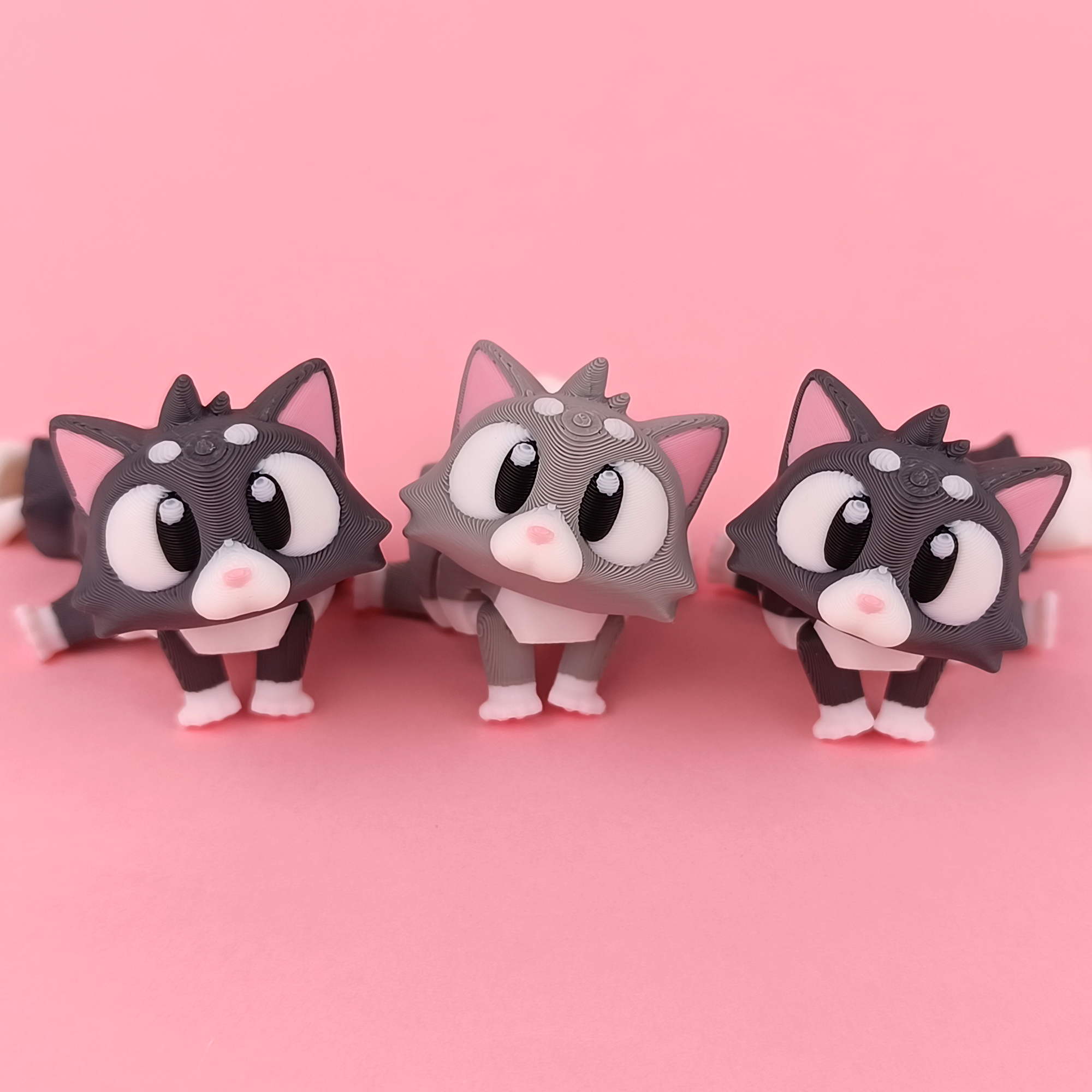 Flexi Kitten Articulated Collectible Two Colours Dark and Light Grey – Wigglix