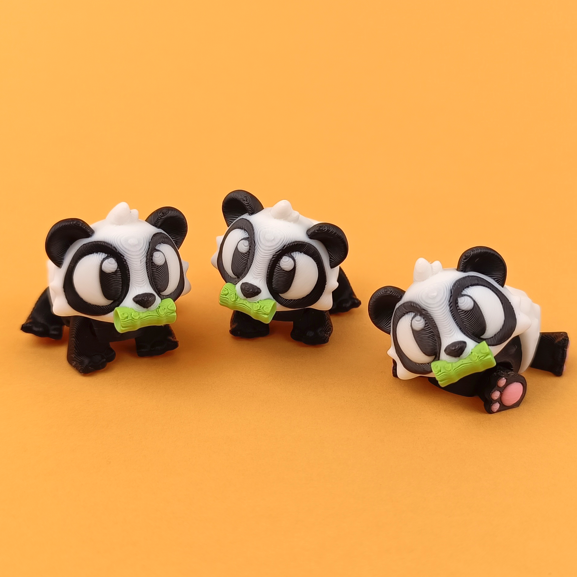 Flexi Panda Squad – Adorable Articulated Panda Collectible Set (Pack of 5)